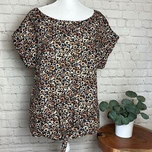 LL Bean Signature Short-Sleeve Linen Top